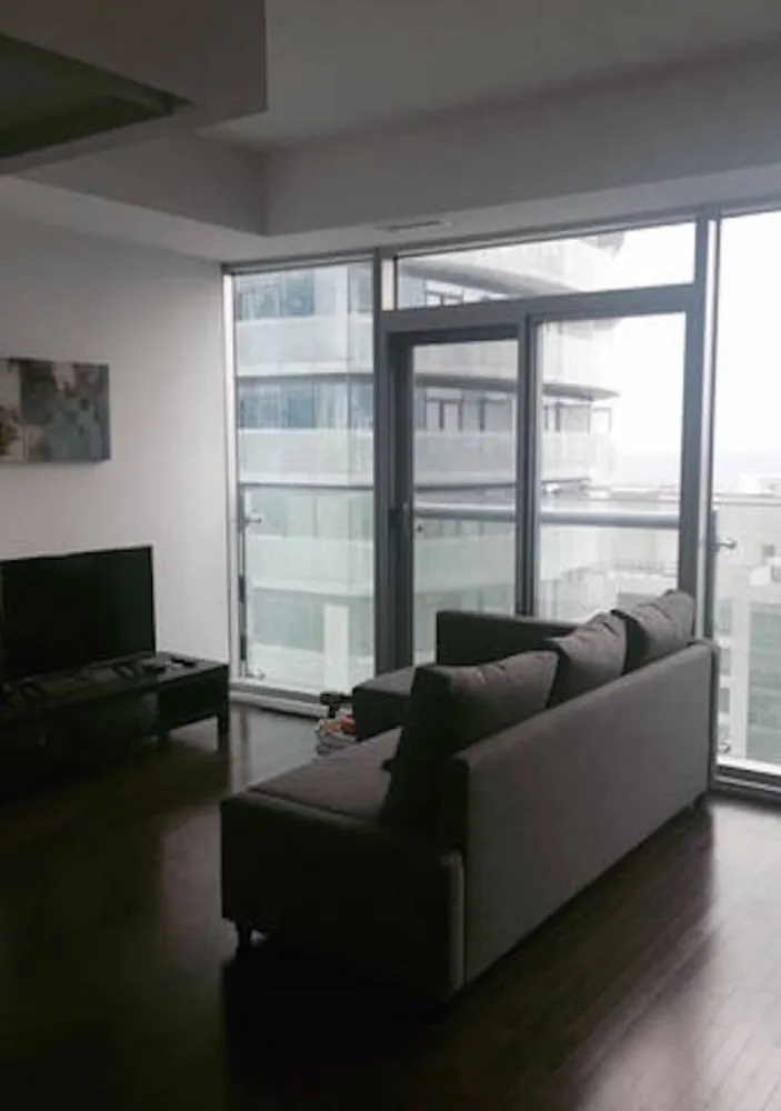 Nge Stays - York Street Condos Toronto