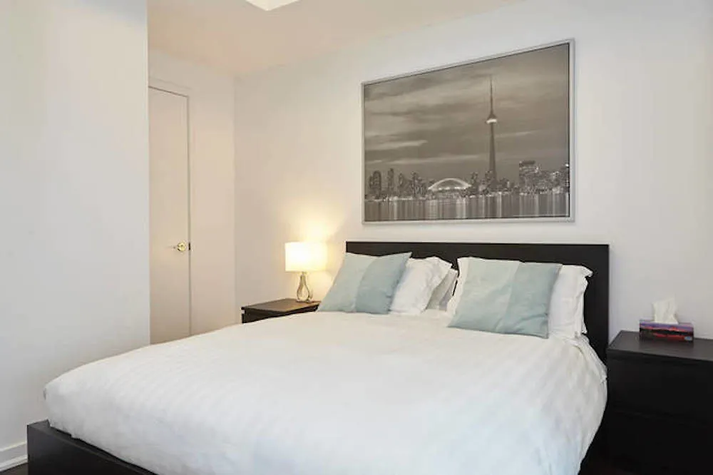 Nge Stays - York Street Condos Toronto